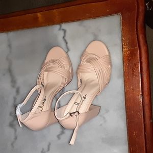 Lulu's platform strappy sandals sz 6 pale pink